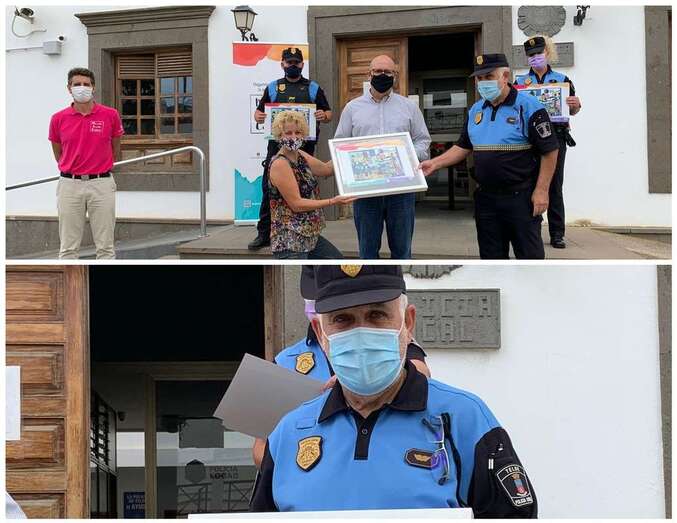 Momento de la entrega de una lámina del humorista Morgan/TA.